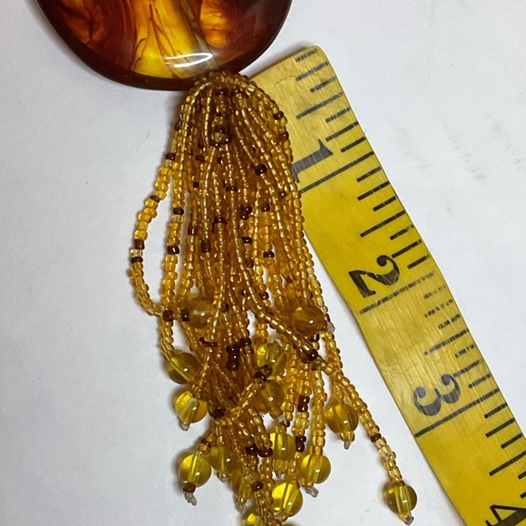 Vintage Gold Twisted Bead Necklace with Natural Pendant - Picture 8 of 9